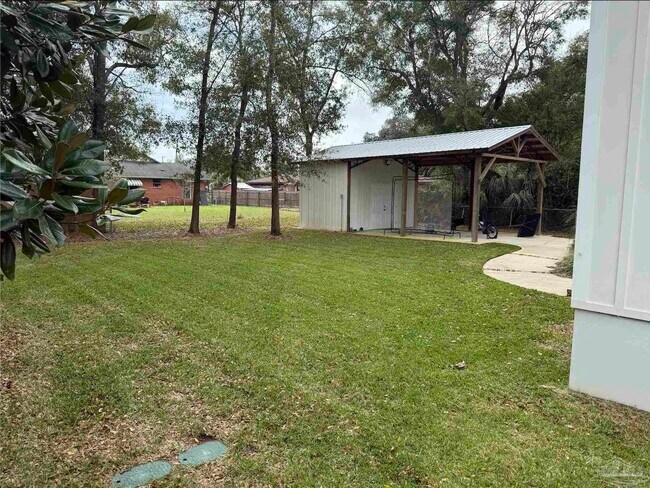 Building Photo - 3003 E Blount St