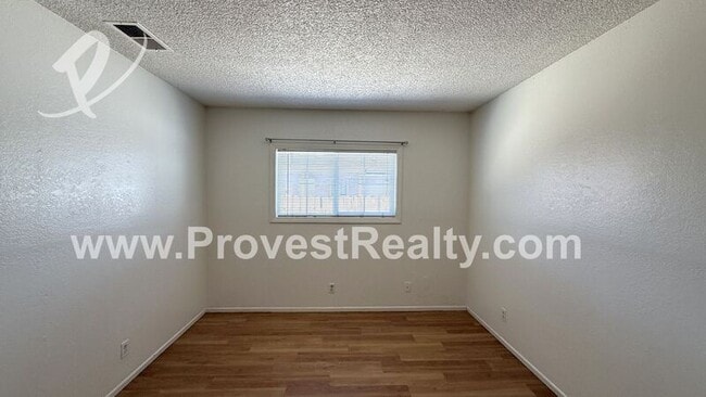 Building Photo - 12769 Kiowa Rd