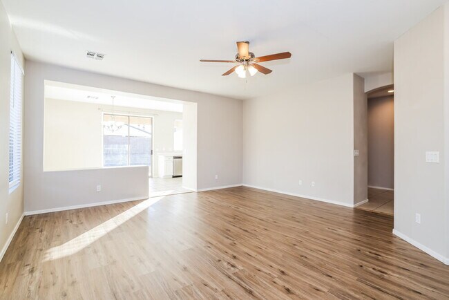 Building Photo - 1931 S Noble