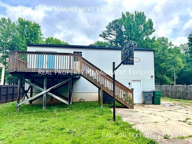 Building Photo - 5120 Speyside Ct