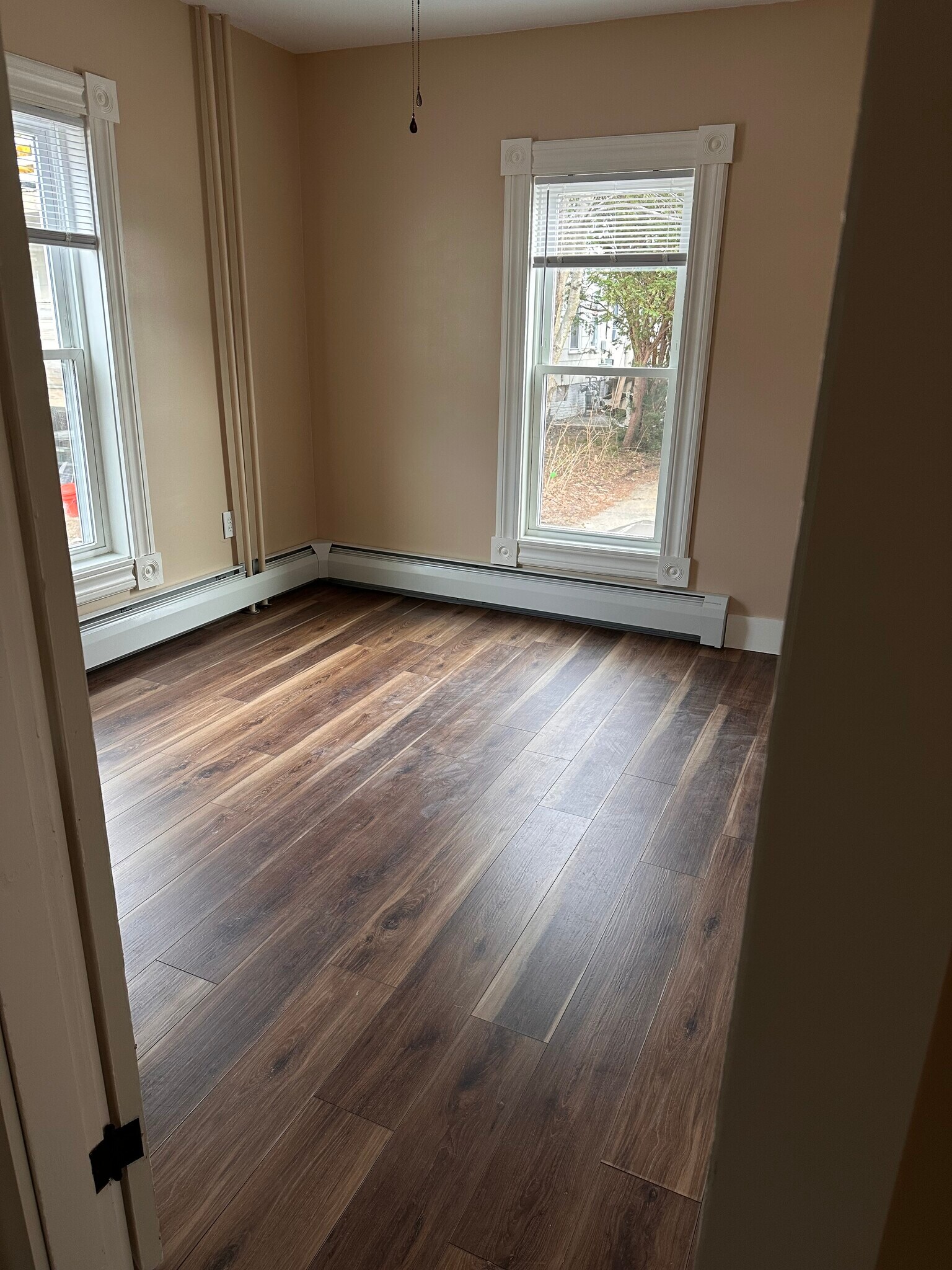 Building Photo - 2 Union St