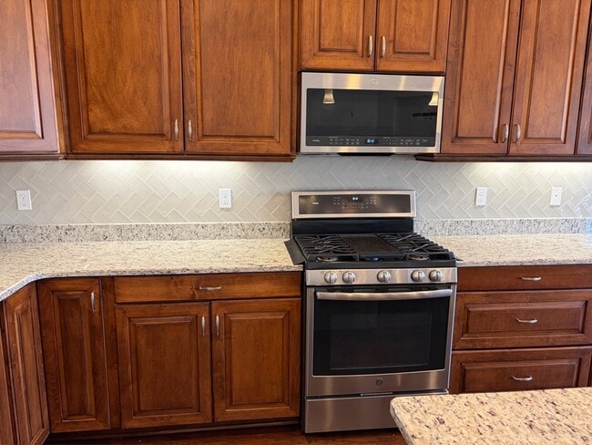 Building Photo - 5081 Bird Nest Trl