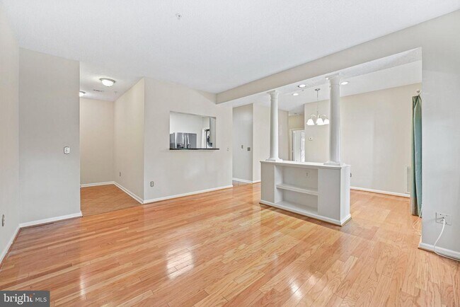 Building Photo - 14300 Rosy Ln