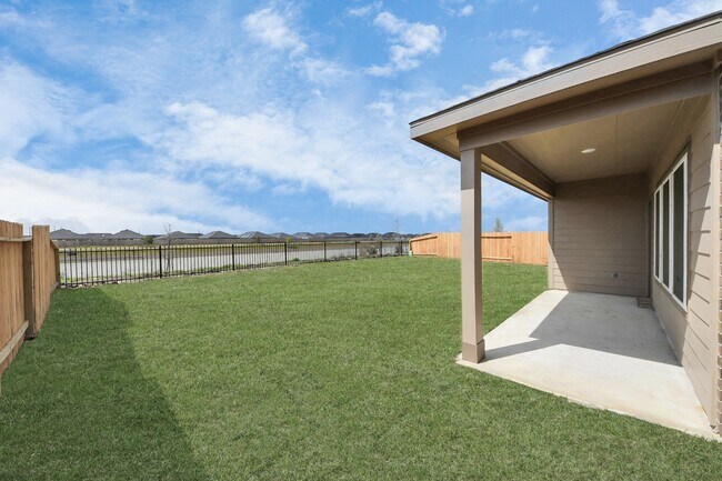 Building Photo - 8550 Tropical Breeze Wy