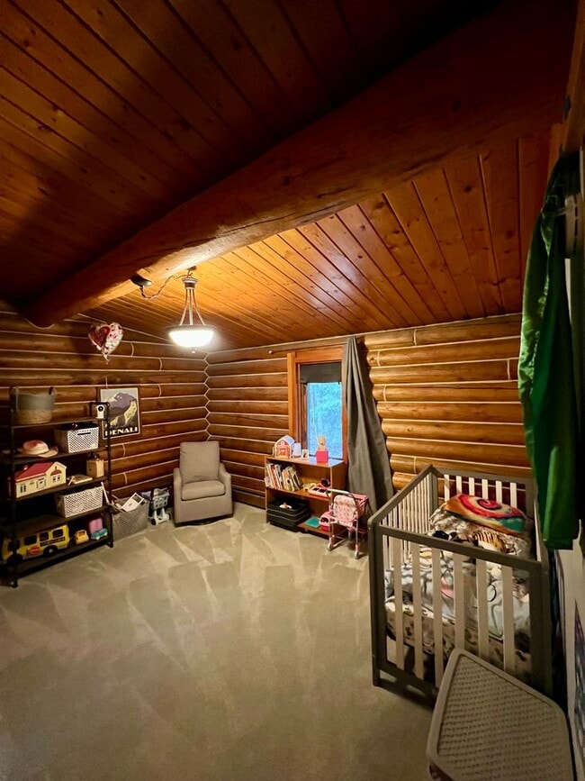 Building Photo - Charming 3-Bedroom Home in North Pole, AK ...