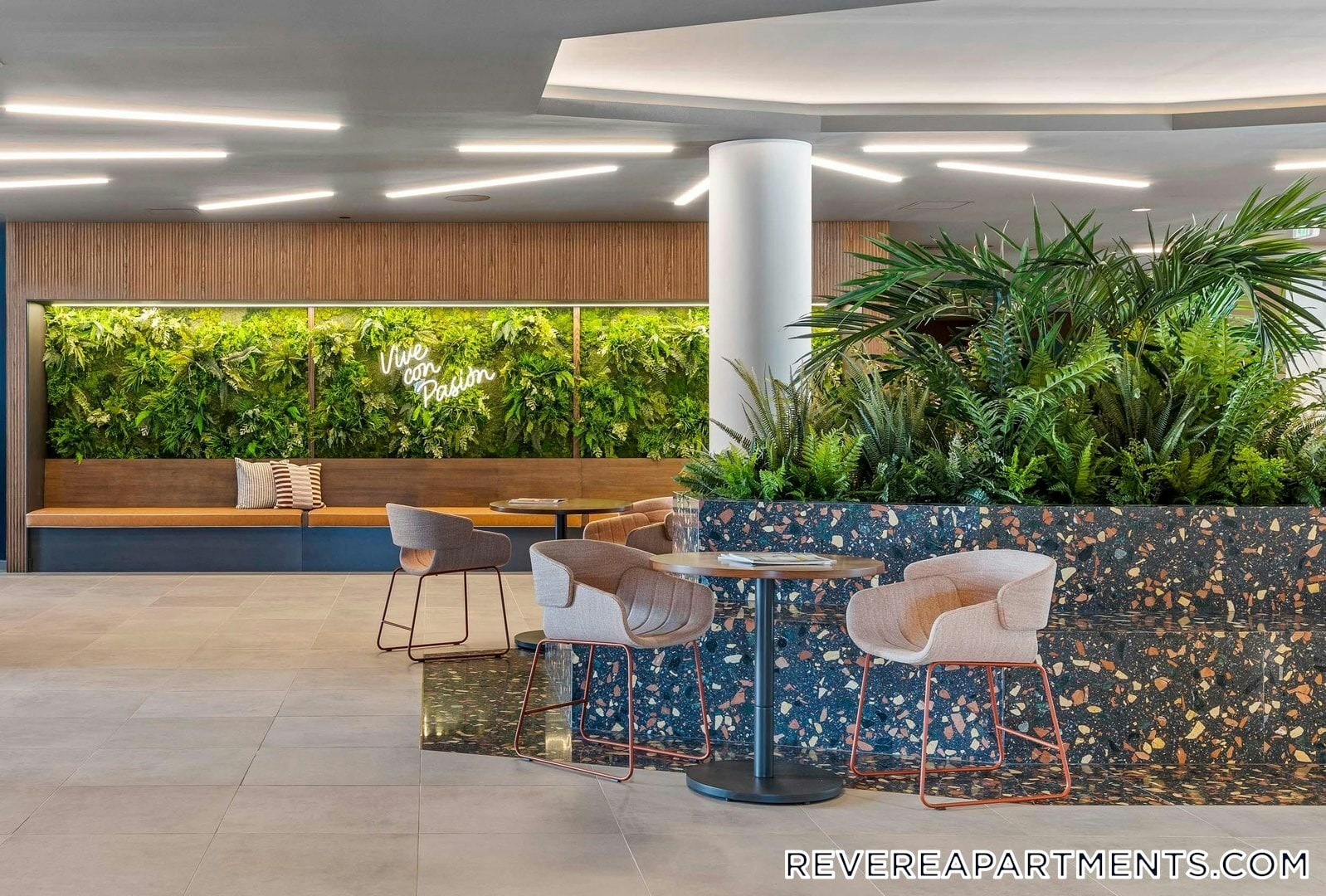 Building Photo - 62 Boylston St