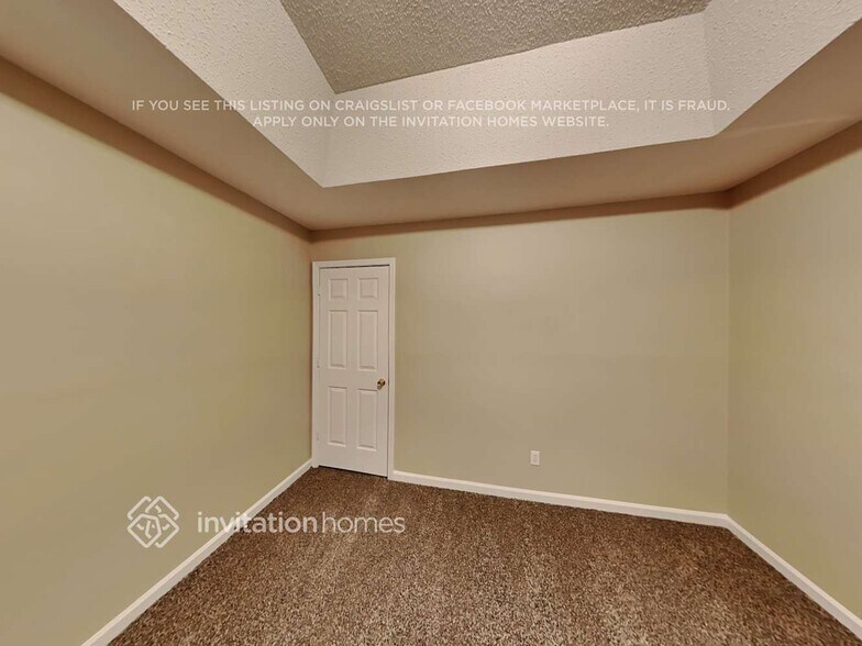 Building Photo - 6980 Greenfield Ln
