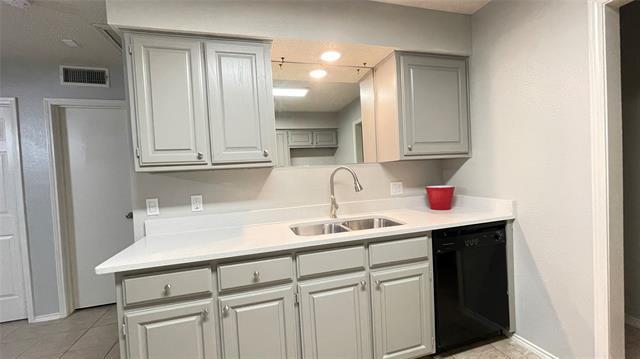 Building Photo - 2209 Madrid Ct