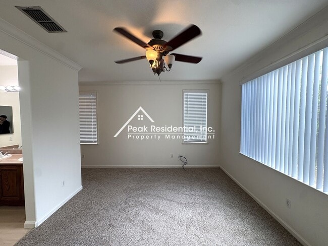 Building Photo - Very Nice Elk Grove 3bd/2ba Home!