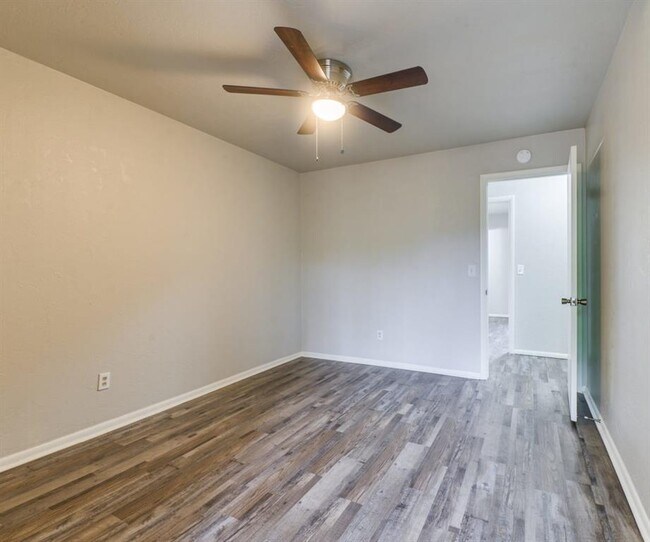 Building Photo - 2029 NW 32nd Terrace