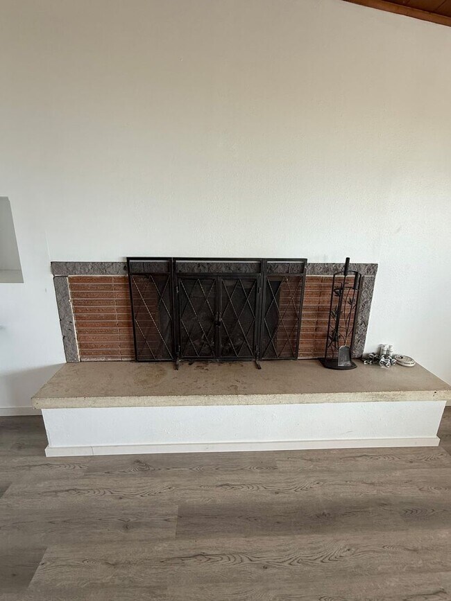 Building Photo - GETAWAY