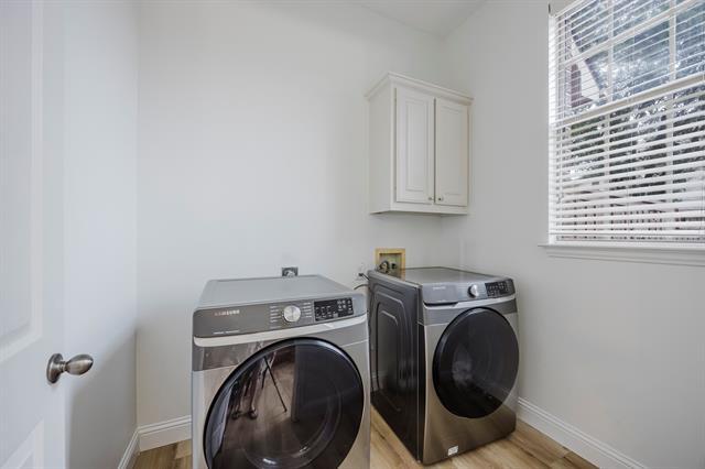 Building Photo - 7631 Red Clover Dr