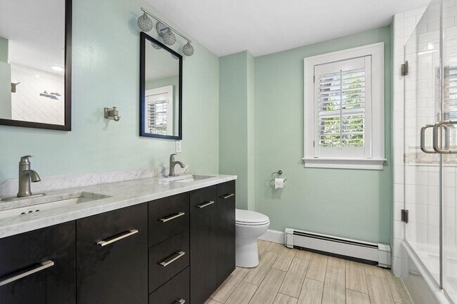 Building Photo - 36 Risley Rd