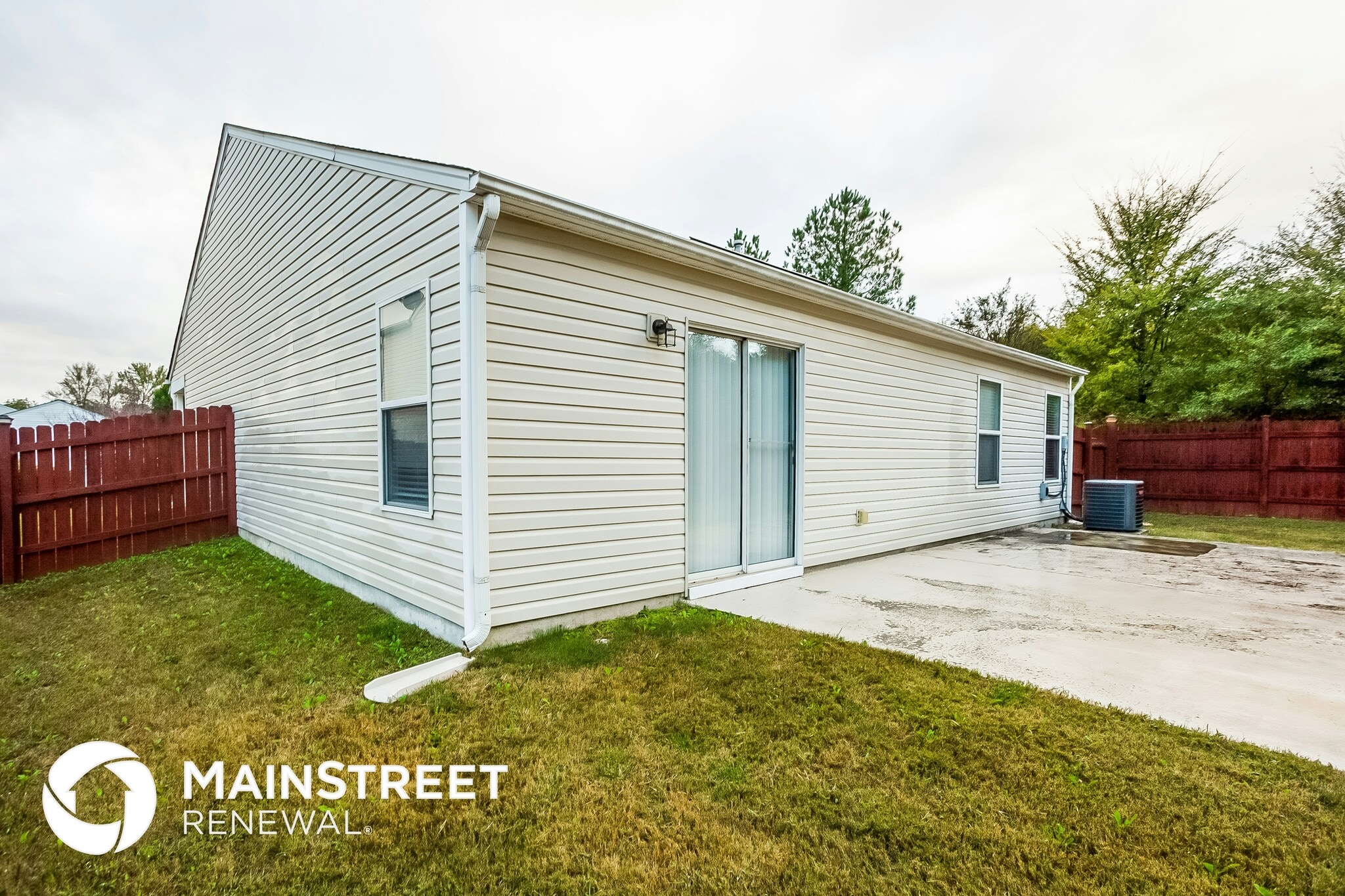 Building Photo - 11100 Thousand Oaks Dr