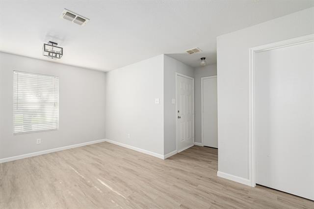 Building Photo - 2505 Thousand Oaks Dr