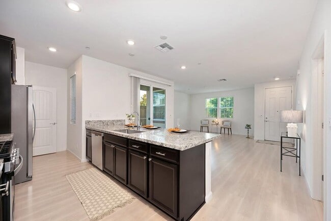 Building Photo - Now Leasing – 3 Bed + Loft, 2.5 Bath (2019...
