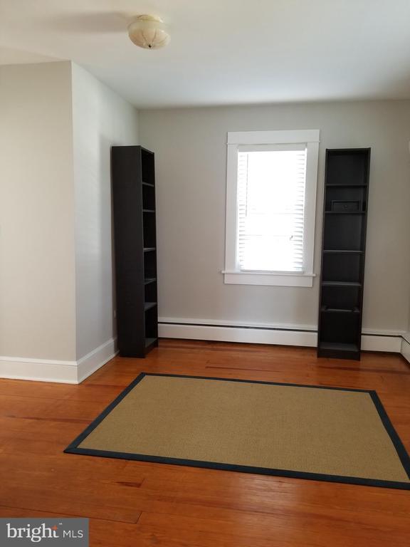 Building Photo - 300 Lafayette St