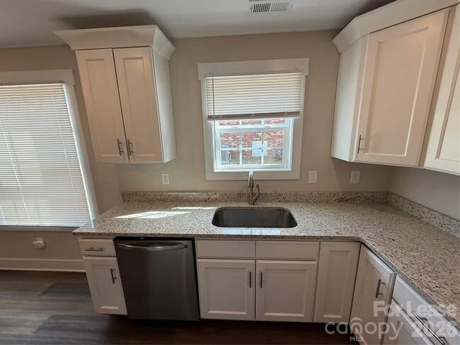 Building Photo - 1402 Martin Luther King Jr Ave