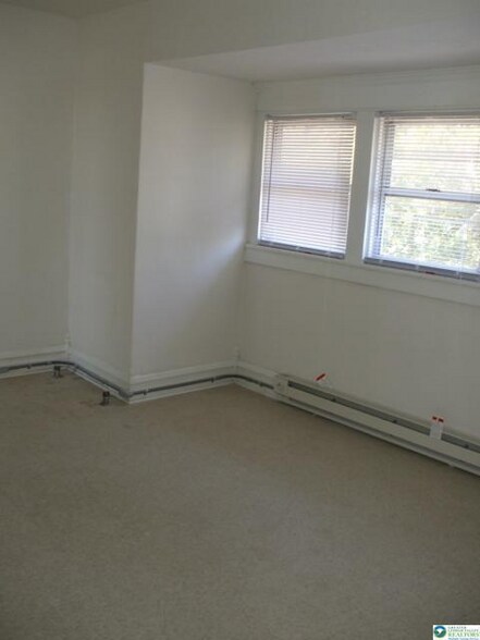 Building Photo - 221 S Madison St