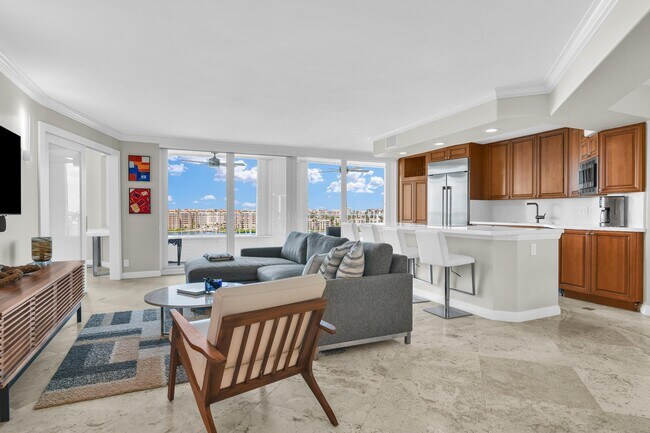 Building Photo - 500 S Ocean Blvd