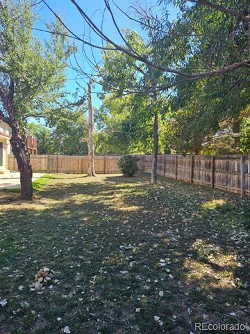 Building Photo - 813 S Ouray St