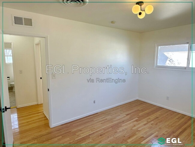Building Photo - 6226 Aura Ave