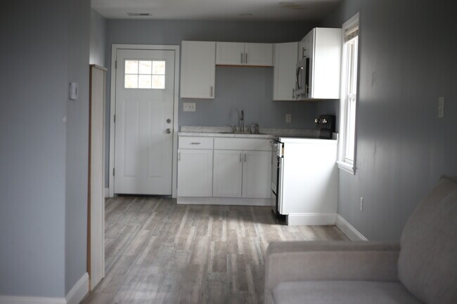 Primary Photo - 347 Prestley Rd