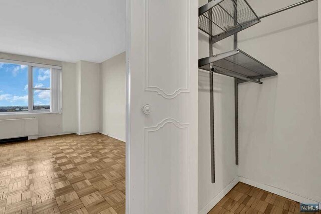 Building Photo - 2100 Linwood Ave