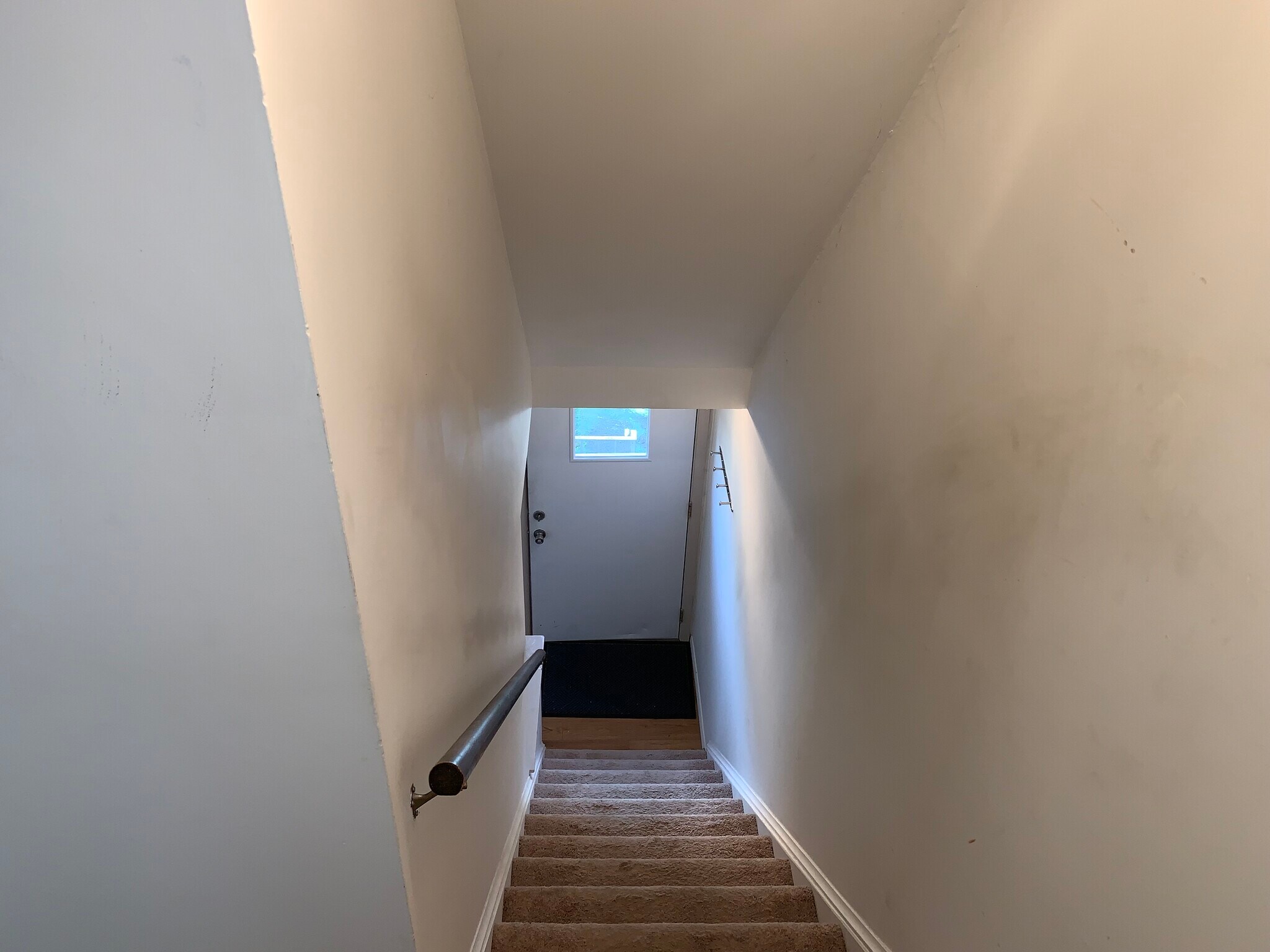 Building Photo - 4304 Royalview Dr