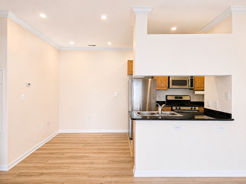 Building Photo - 4405 Weatherington Lane, Fairfax, VA 22030