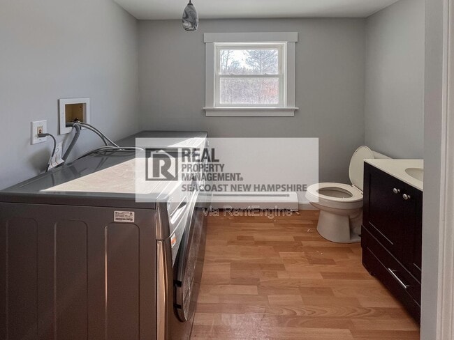 Building Photo - 10 Kelley Rd