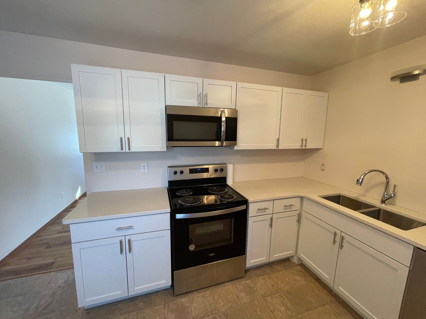 Building Photo - 308 S Main St