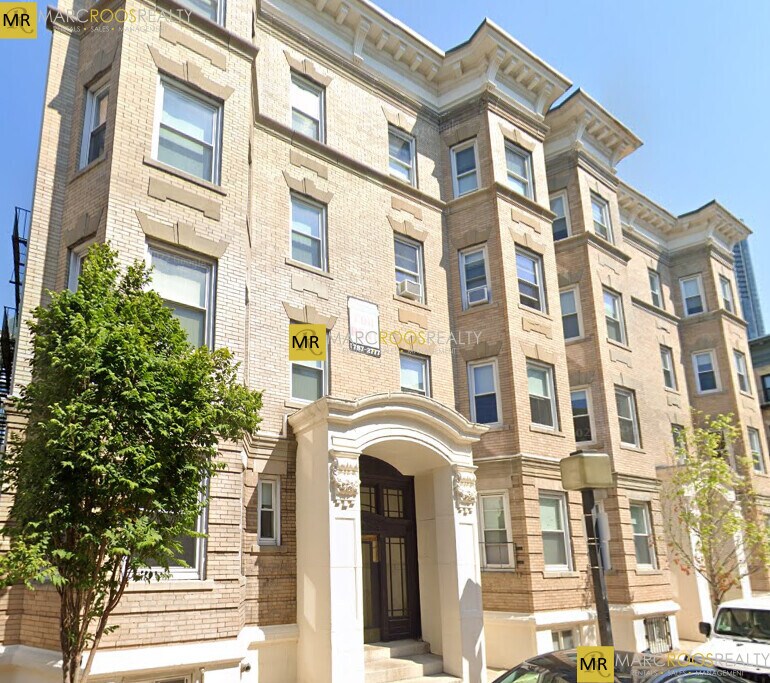 Building Photo - 63 Burbank St