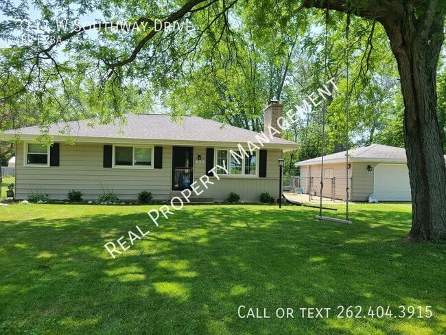 Primary Photo - 3111 W Southway Dr
