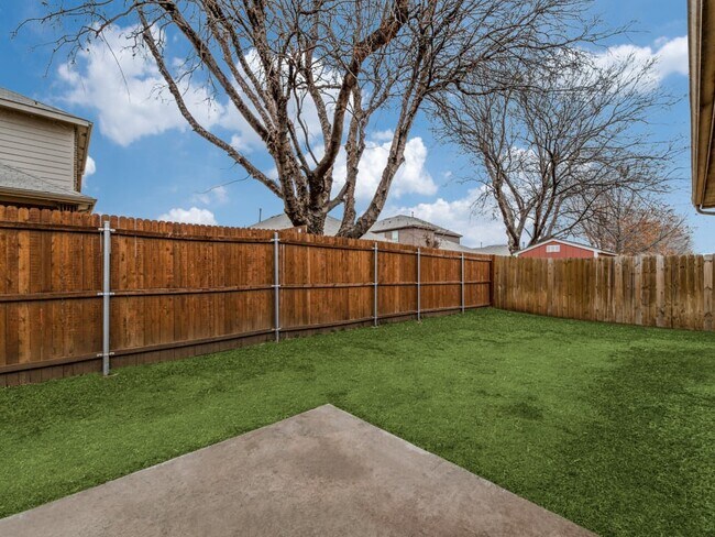 Building Photo - 632 Condor Trail