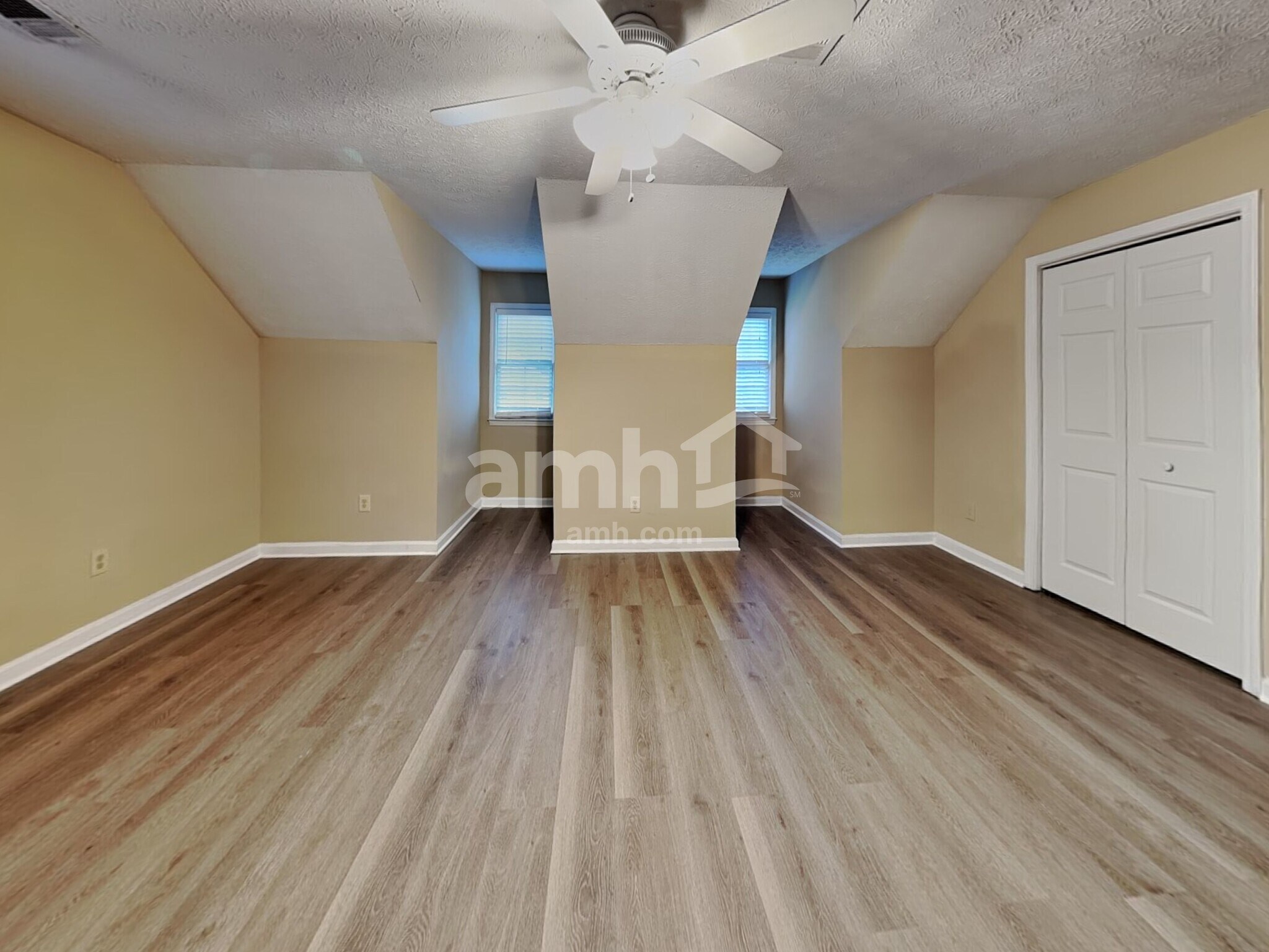 Building Photo - 4929 Harrington Pl