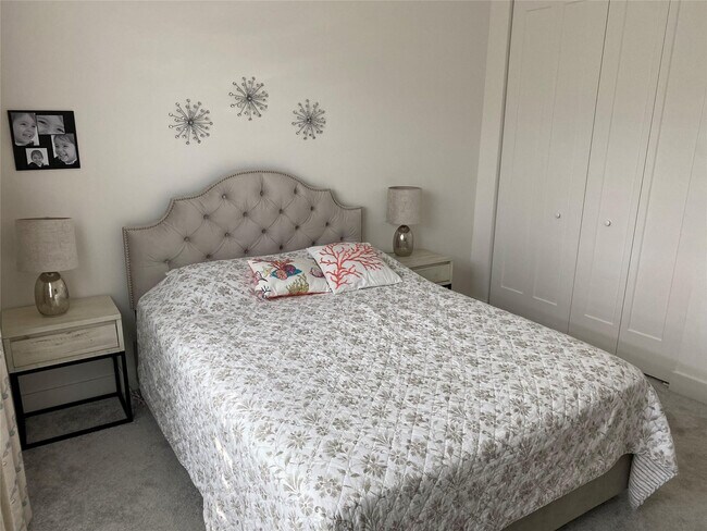 Building Photo - 9623 Brook Isles Ave