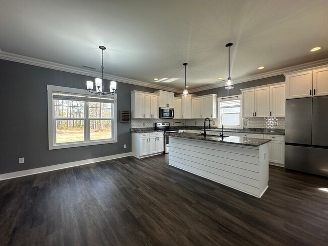 Building Photo - 238 E Ivybridge Dr