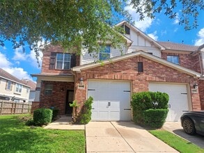 Building Photo - 13134 Stratford Skies Ln
