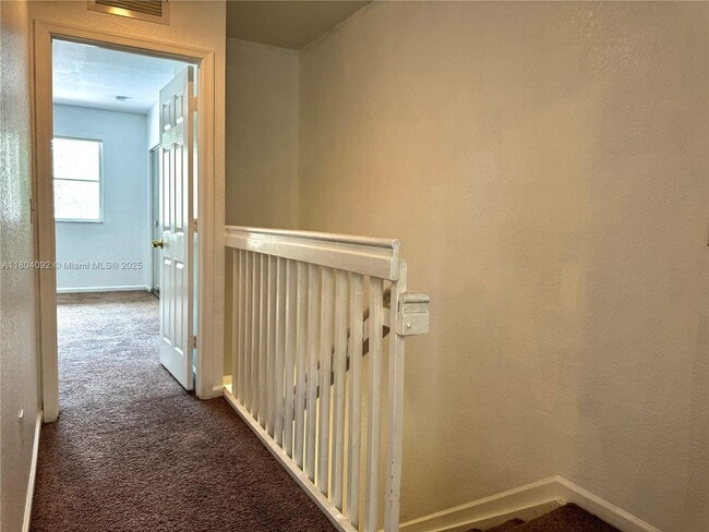 Building Photo - 2576 SW 83rd Ave