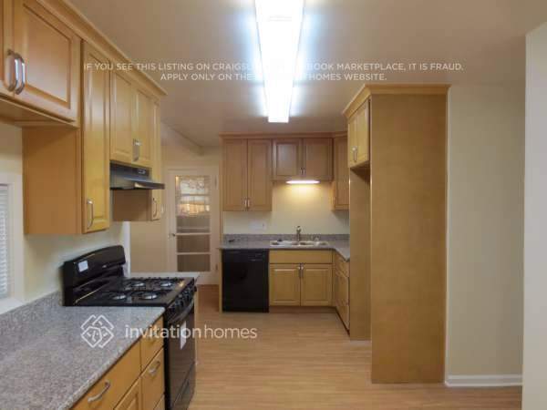 Building Photo - 1413 Maryland St