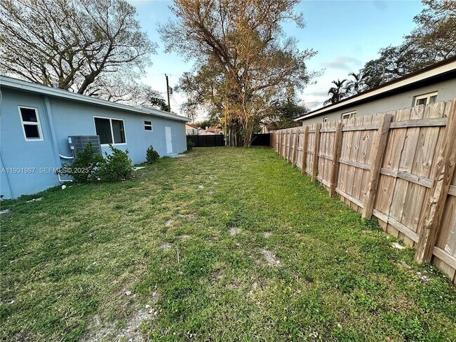 Building Photo - 1791 NW 45th St