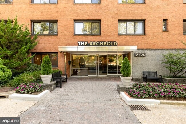 Building Photo - 2725 39th St NW