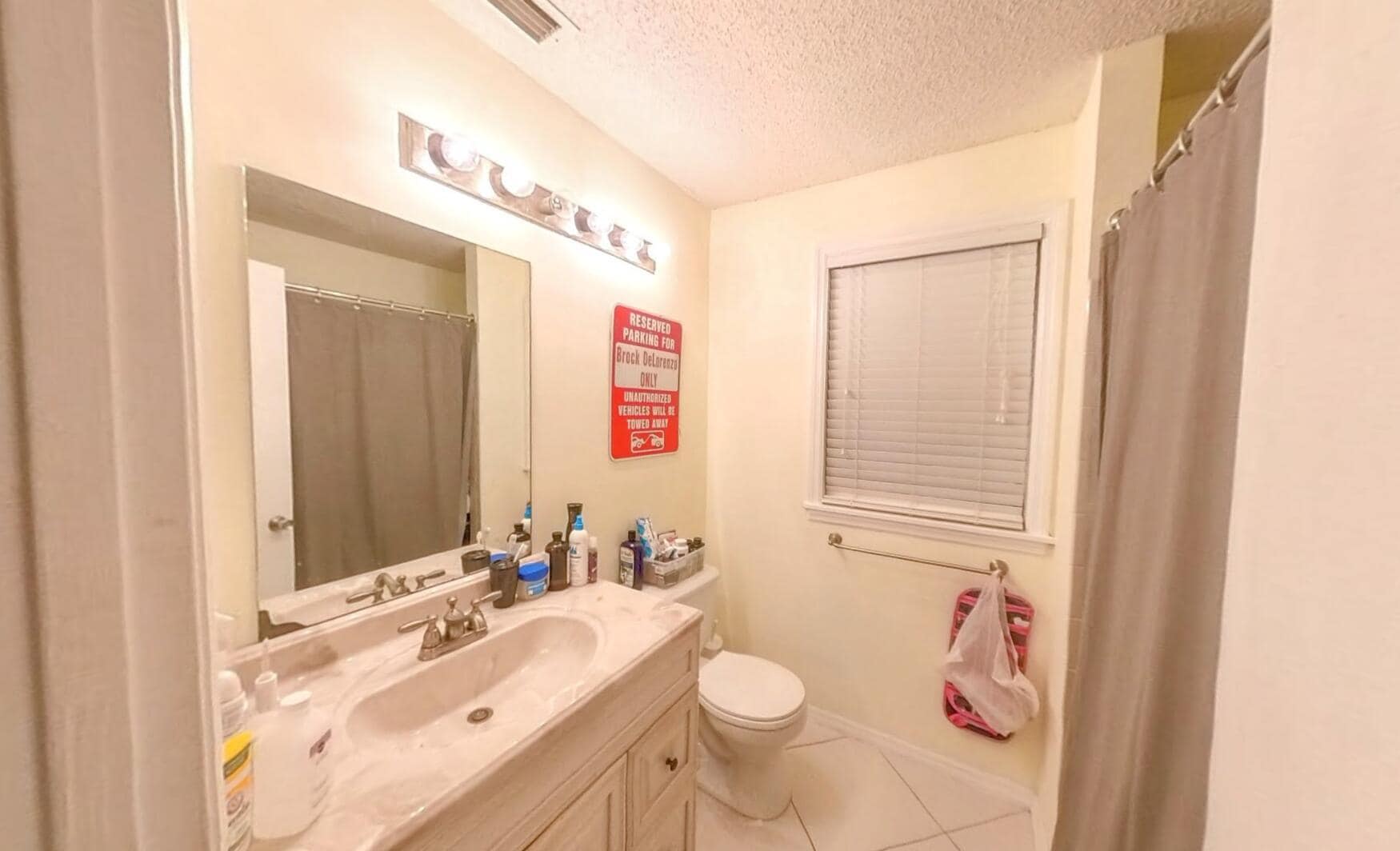 Building Photo - 2319 N Congress Ave