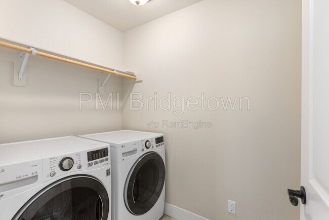 Building Photo - 14780 NW Hydrangea Ct