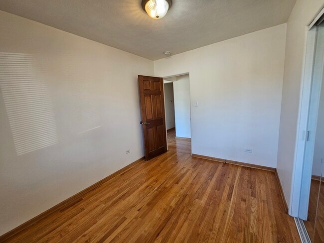 Building Photo - 811 Hoyle Rd