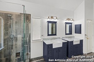 Building Photo - 24208 Bear Mountain