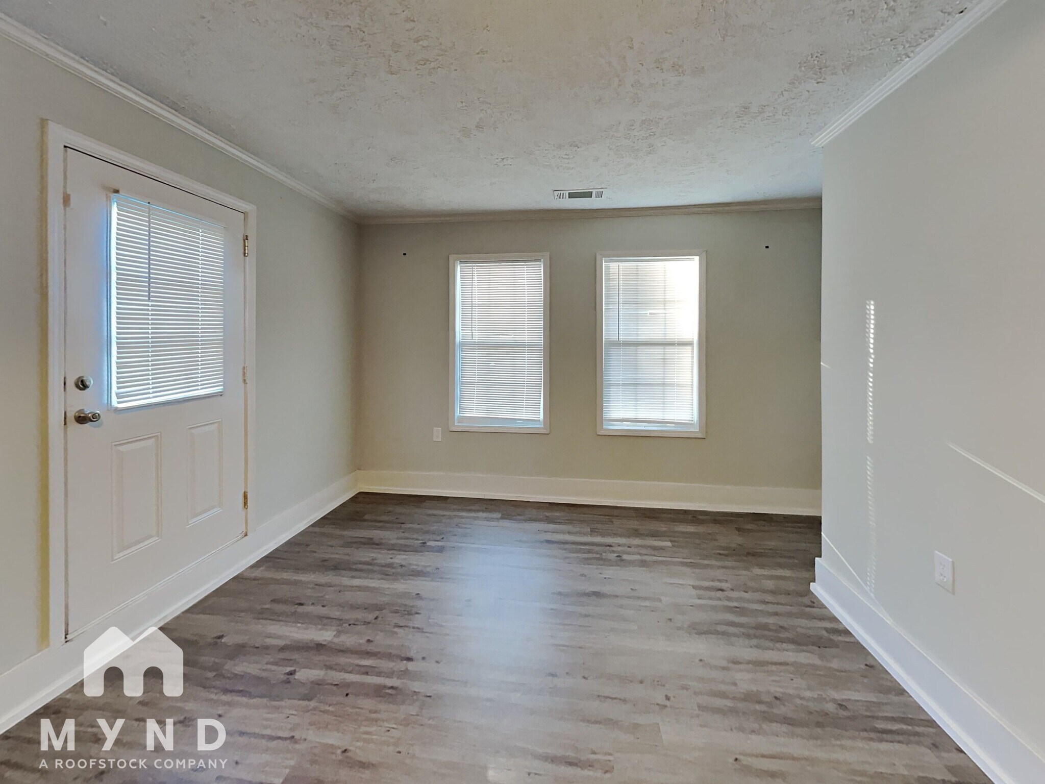 Building Photo - 1288 N Hampton Dr