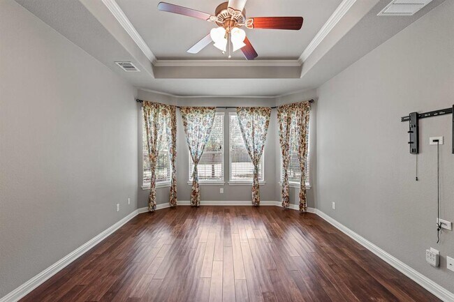 Building Photo - 420 Wild Rose Dr