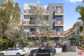 Building Photo - 11715 Goshen Ave